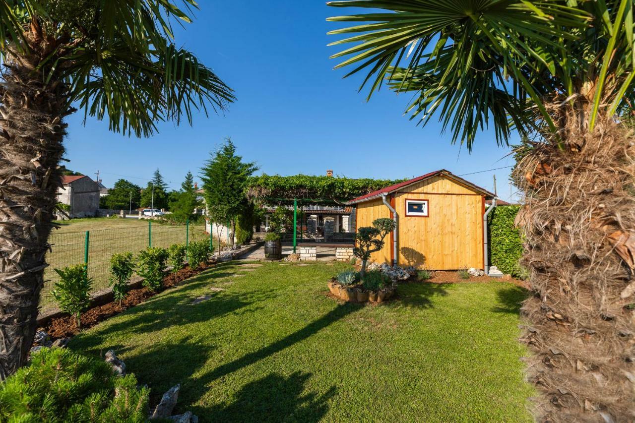 Holiday Home Ana Kanfanar Exteriér fotografie